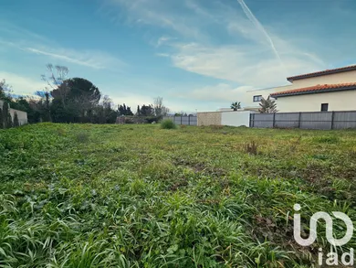 Terrain à bâtir à Bompas (66430)