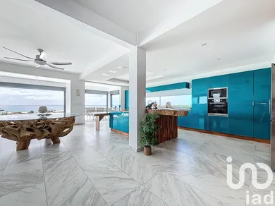 Maison d'architecte à Saint François  (97118)