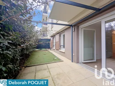 Apartment at Fleury-Mérogis (91700)