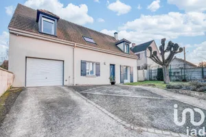 Maison traditionnelle à Trilport (77470)