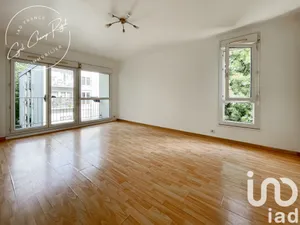 Apartment at Tremblay-en-France (93290)