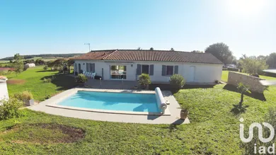 Traditional house in Saint-Mary (16260)