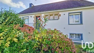 House at Allaire (56350)