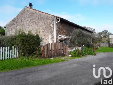 Traditional house at Blanzac (87300)