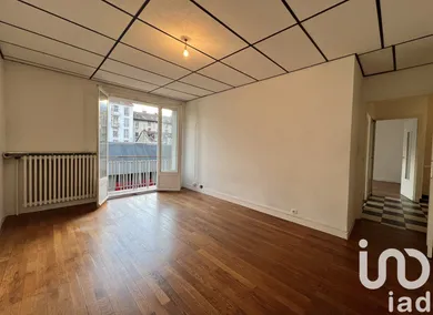 Apartment at Grenoble (38000)