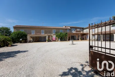 Domaine à Violès (84150)