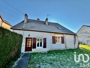 Village house at Beaujeu-Saint-Vallier-Pierrejux-et-Quitteur (70100)