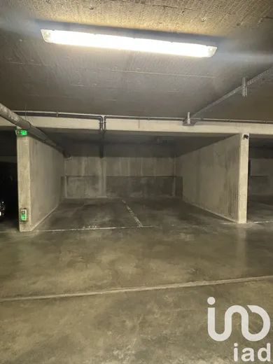 Parking à Istres (13800)