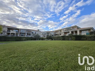 Apartment at Aix-en-Provence (13090)