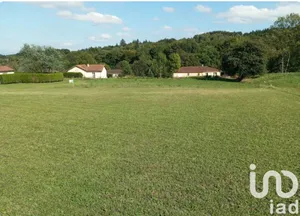 Terrain à bâtir à Bessines-sur-Gartempe (87250)