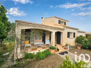House at Milhaud (30540)