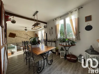 House at Gargenville (78440)