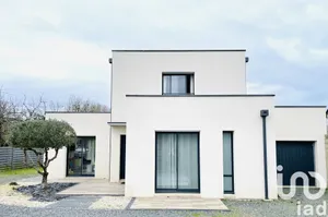 Maison à Varrains (49400)