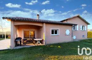 Maison à Charmes-sur-l'Herbasse (26260)