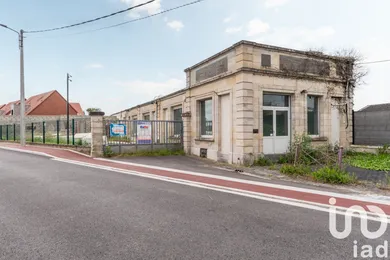 Immeuble à La Chapelle-d'Armentières (59930)