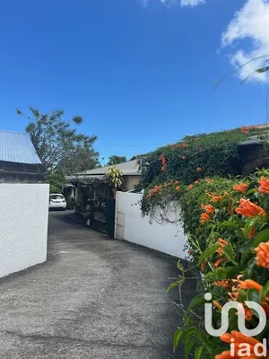 House at Saint-Paul (97435)