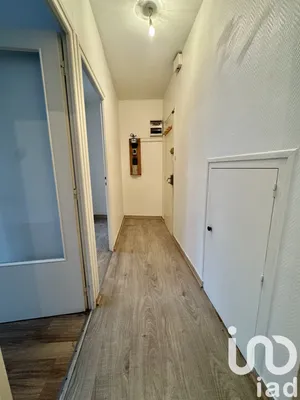 Apartment in Saint-Étienne (42000)