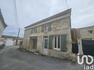 House at Magnac-sur-Touvre (16600)