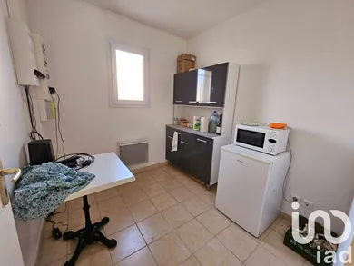 Pavillon à Charmoy (89400) — 8/14