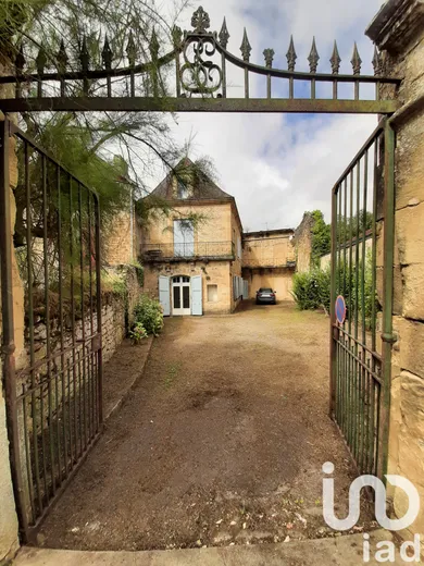Immeuble à Sarlat-la-Canéda (24200)