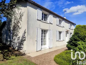 Village house at Clessé (79350)
