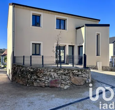 Apartment at Saintry-sur-Seine (91250)