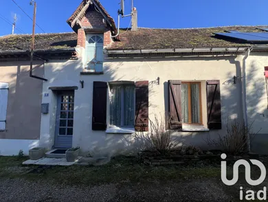 Maison de ville à Domats (89150)