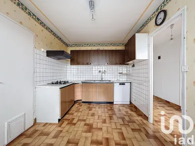 Maison traditionnelle à Compertrix (51510)