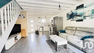 Townhouse at La Norville (91290)