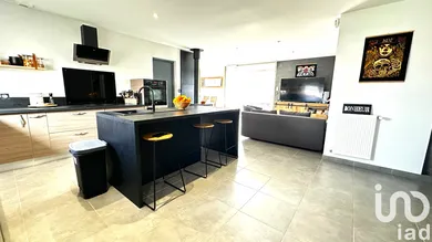 Traditional house at Saint-Romain-le-Puy (42610)