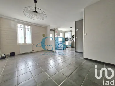 Townhouse at Beauvais (60000)