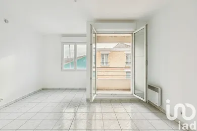 Apartment at Ivry-sur-Seine (94200)