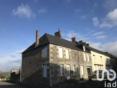 Village house at Madré (53250)