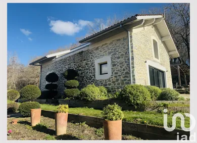 Domain at Saint-André-de-Seignanx (40390)