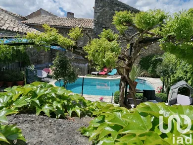 Maison de village à Saint-Marcel-d'Ardèche (07700)