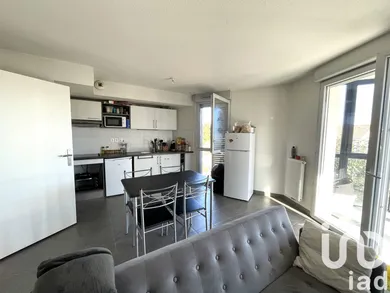 Apartment in Toulouse (31200)