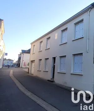 Townhouse at Airvault (79600)