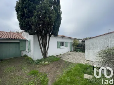 Maison traditionnelle à Sainte-Marie-de-Ré (17740)