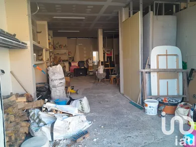 Building at Coursan (11110) — 14/24