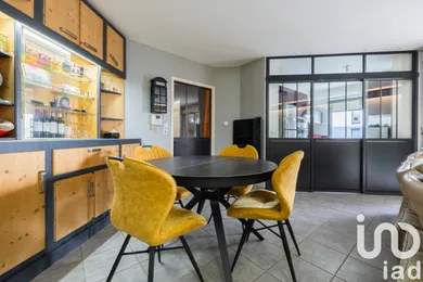 Apartment in La Rochelle (17000)