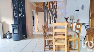 Maison traditionnelle à La Terrasse-sur-Dorlay (42740)