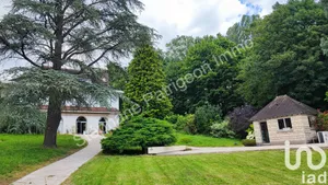 House at Fontainebleau (77300)