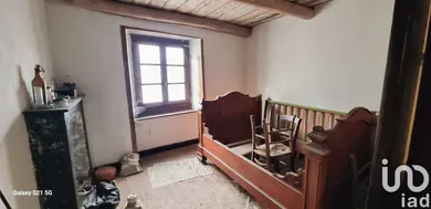 Building at Paulhaguet (43230)