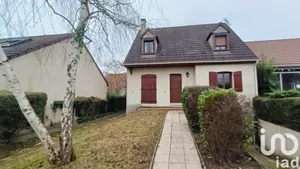Traditional house at Égly (91520)