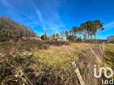 Building plot at Tizac-de-Lapouyade (33620)