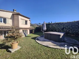 Apartment at La Colle-sur-Loup (06480)