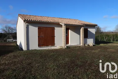 House at Montguyon (17270)