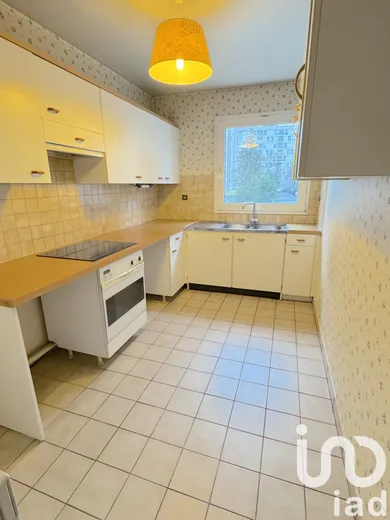Apartment at Paris (75019) — 4/11