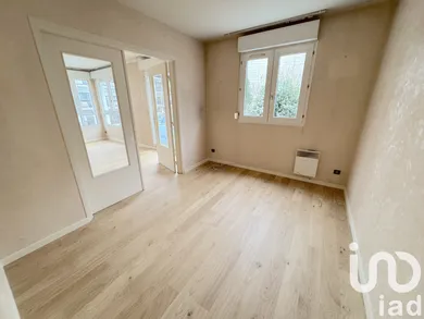 Apartment at Paris (75019) — 6/11