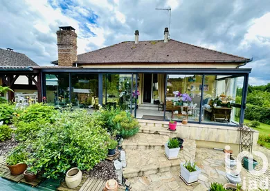 Traditional house at Coulaures (24420)